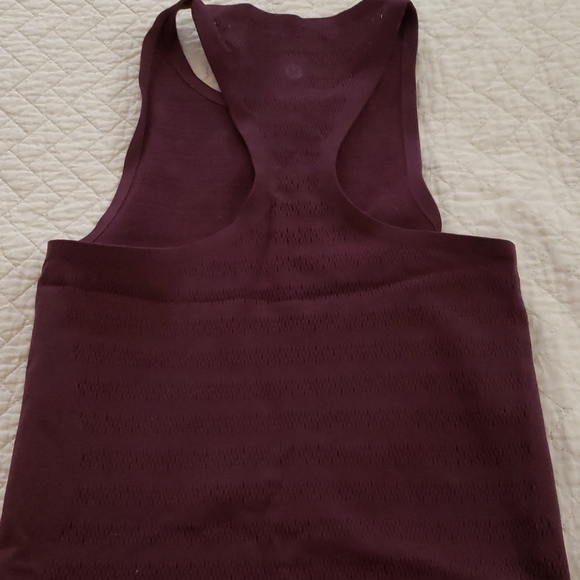 Lululemon reveal tank sz 6 - Picture 3 of 4